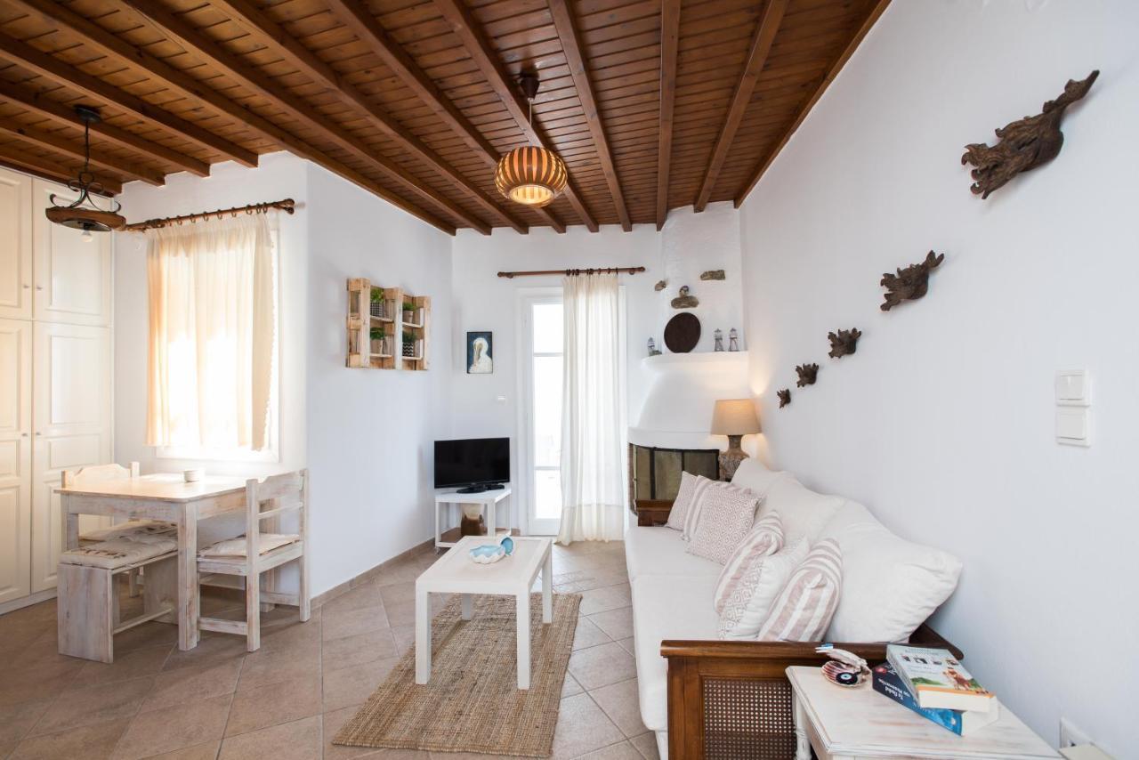 Escape To Mykonos - Entire Place By Beach Apartment *
